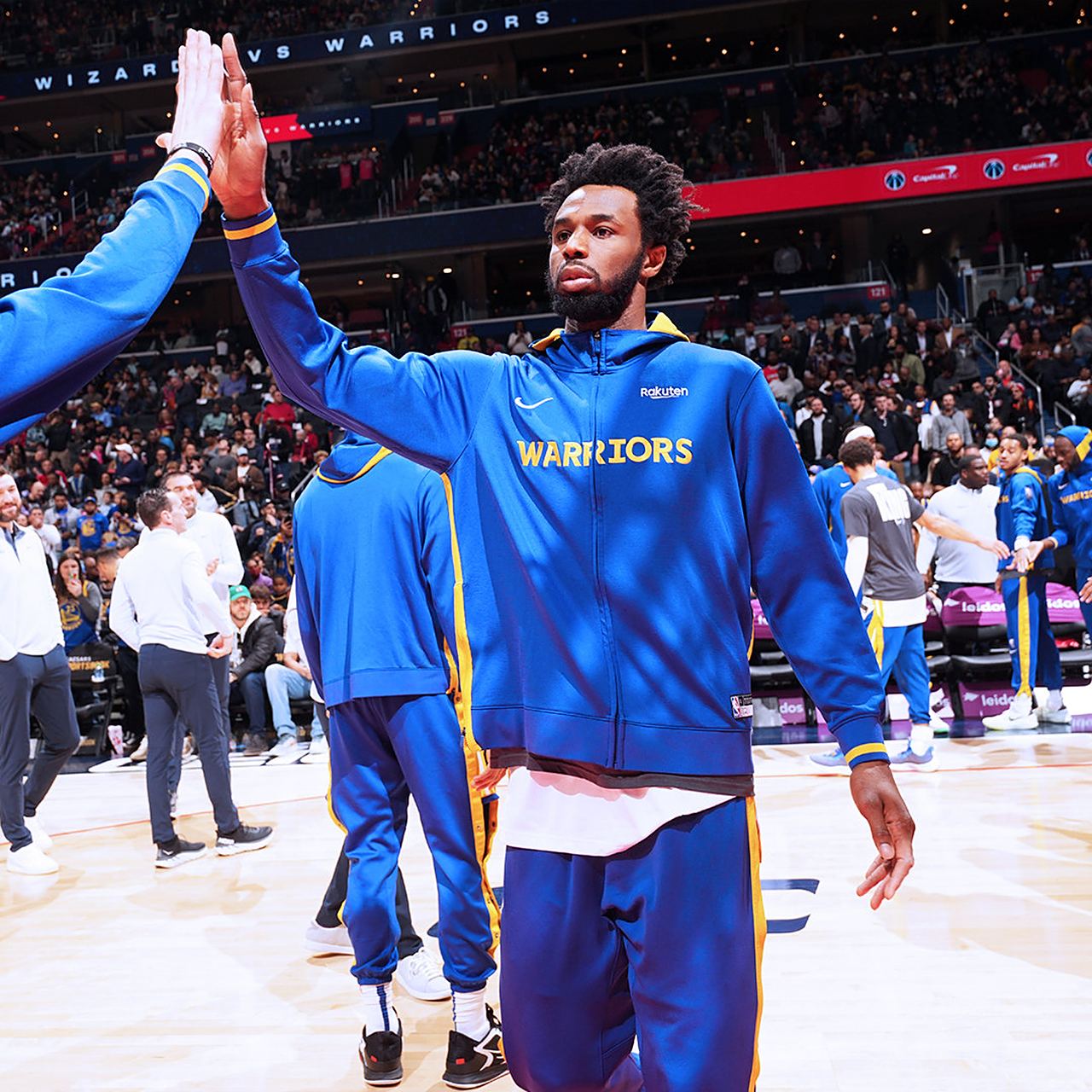 维金斯加盟勇士队,球迷期待他的表现的简单介绍 维金斯加盟勇士队,球迷期待他的表现的简单介绍