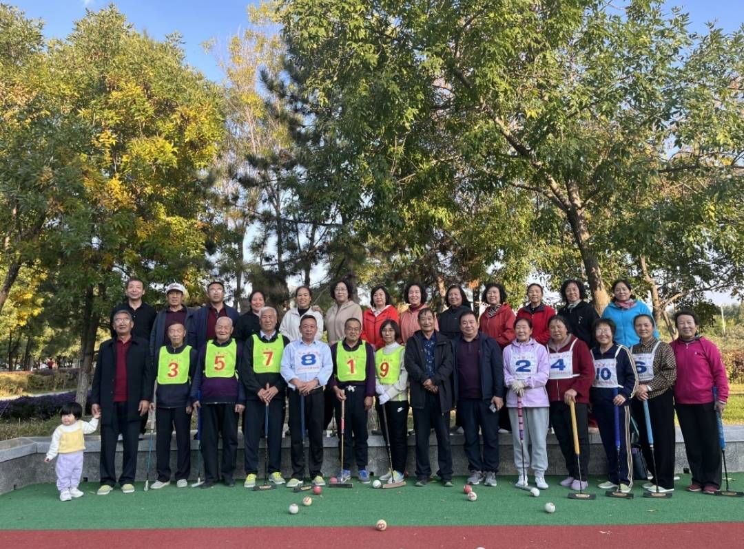 开云体育官网-球队训练备战，主教练积极指导球员提升的简单介绍