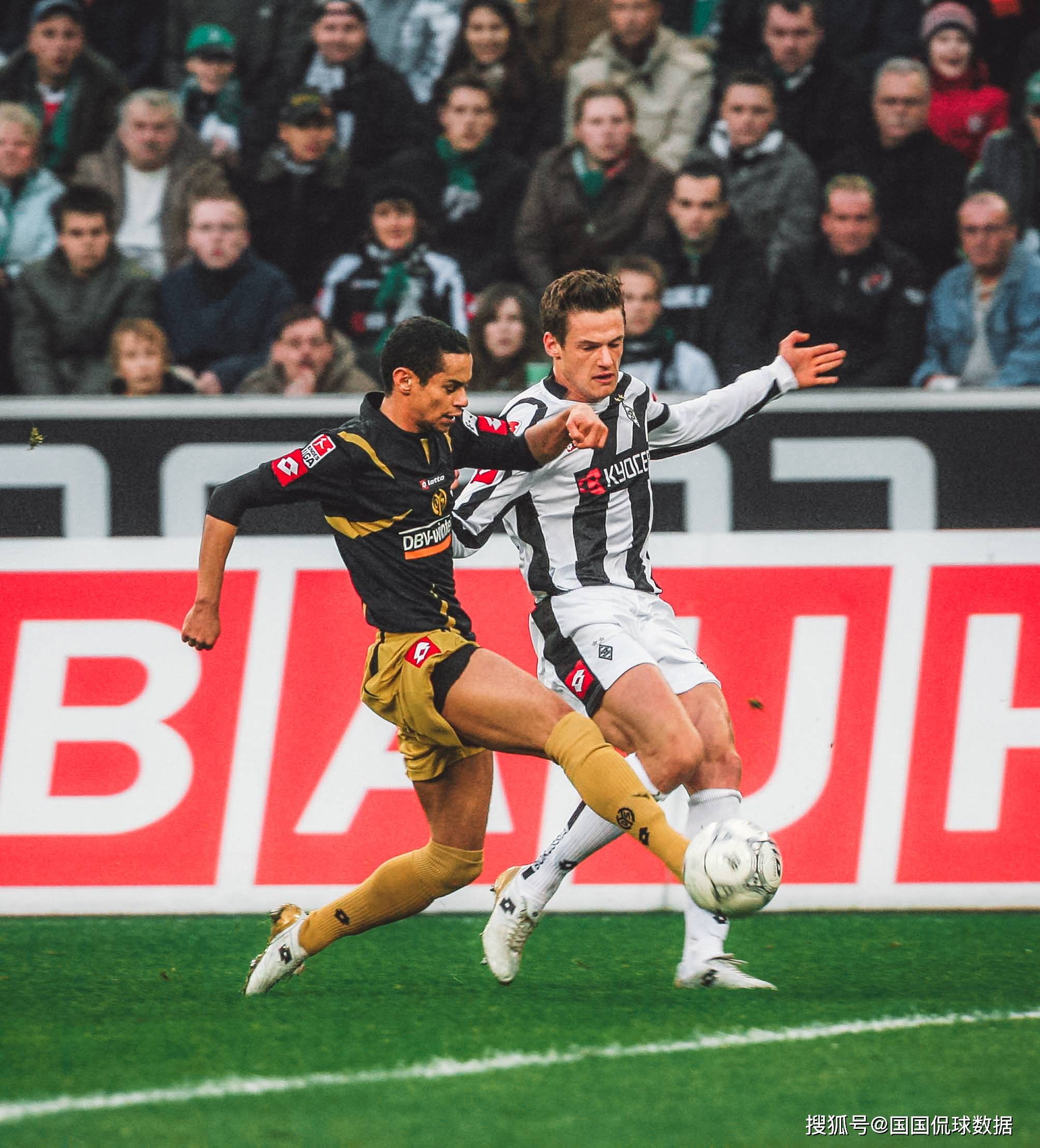 关于梅因茨足球俱乐部在德国足球榜上登顶的信息