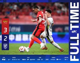 开云APP-争冠热门球队遭遇困境,遭遇四连败