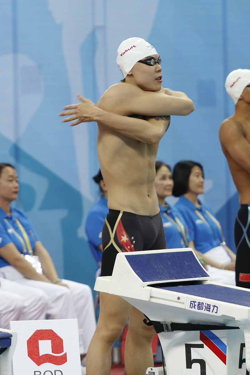 赛场上一幕幕精彩,球员用汗水书写荣耀的简单介绍 赛场上一幕幕精彩,球员用汗水书写荣耀的简单介绍