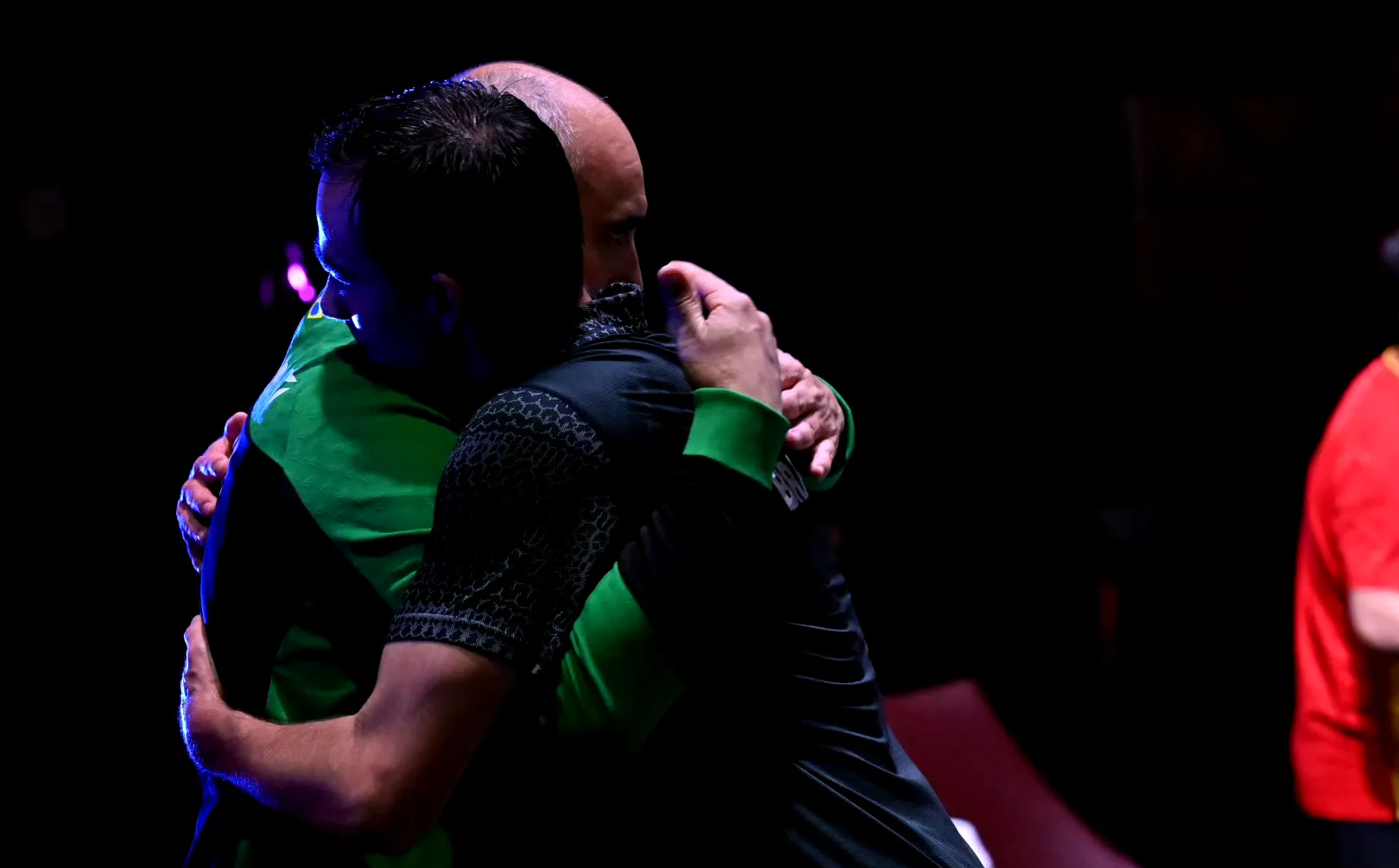 经典对决激烈上演,比赛结果令人期待的简单介绍 经典对决激烈上演,比赛结果令人期待的简单介绍