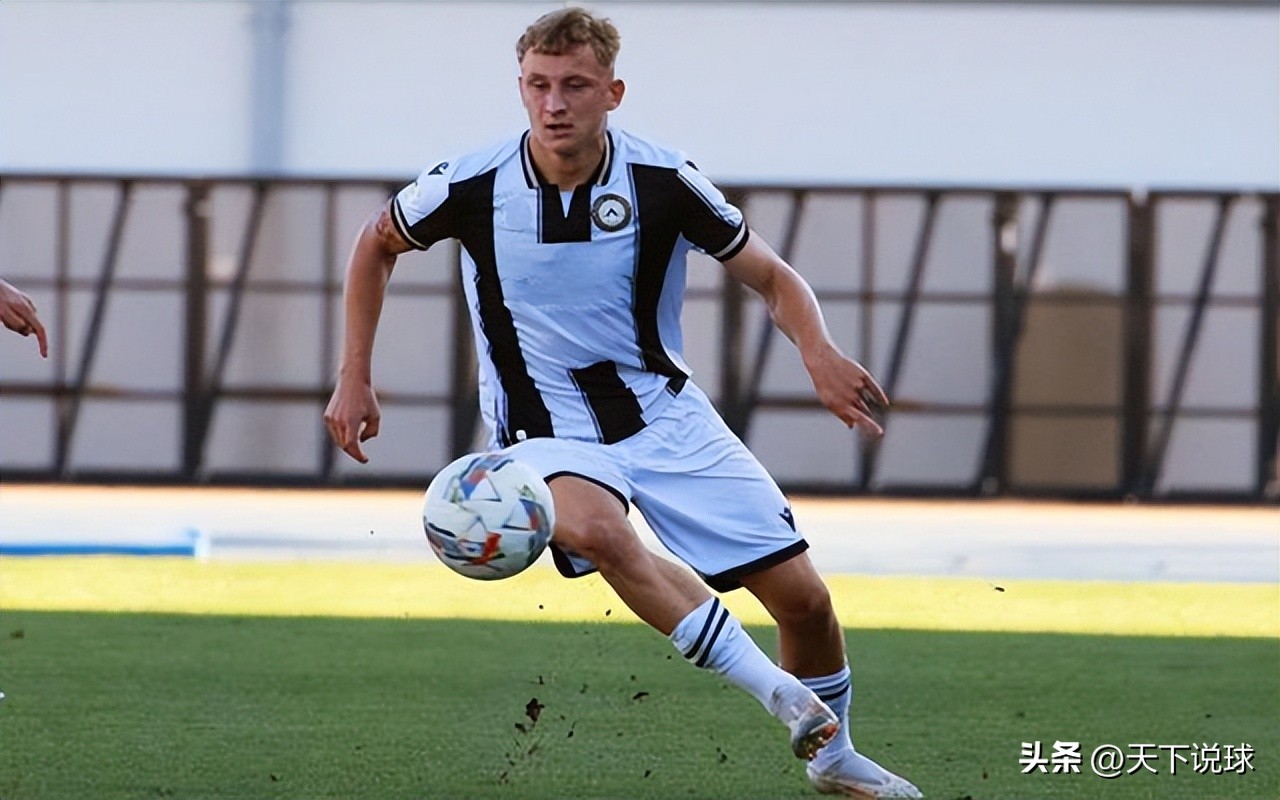 拉齐奥队员备战对乌迪内斯的关键之战