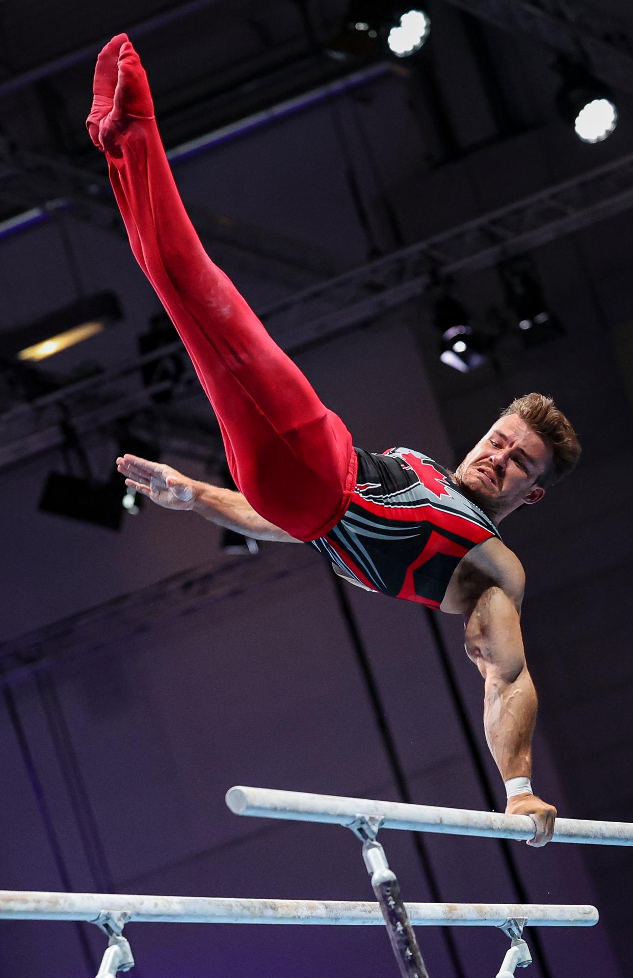 开云sport-体操球员突破自我，表现堪称完美的简单介绍