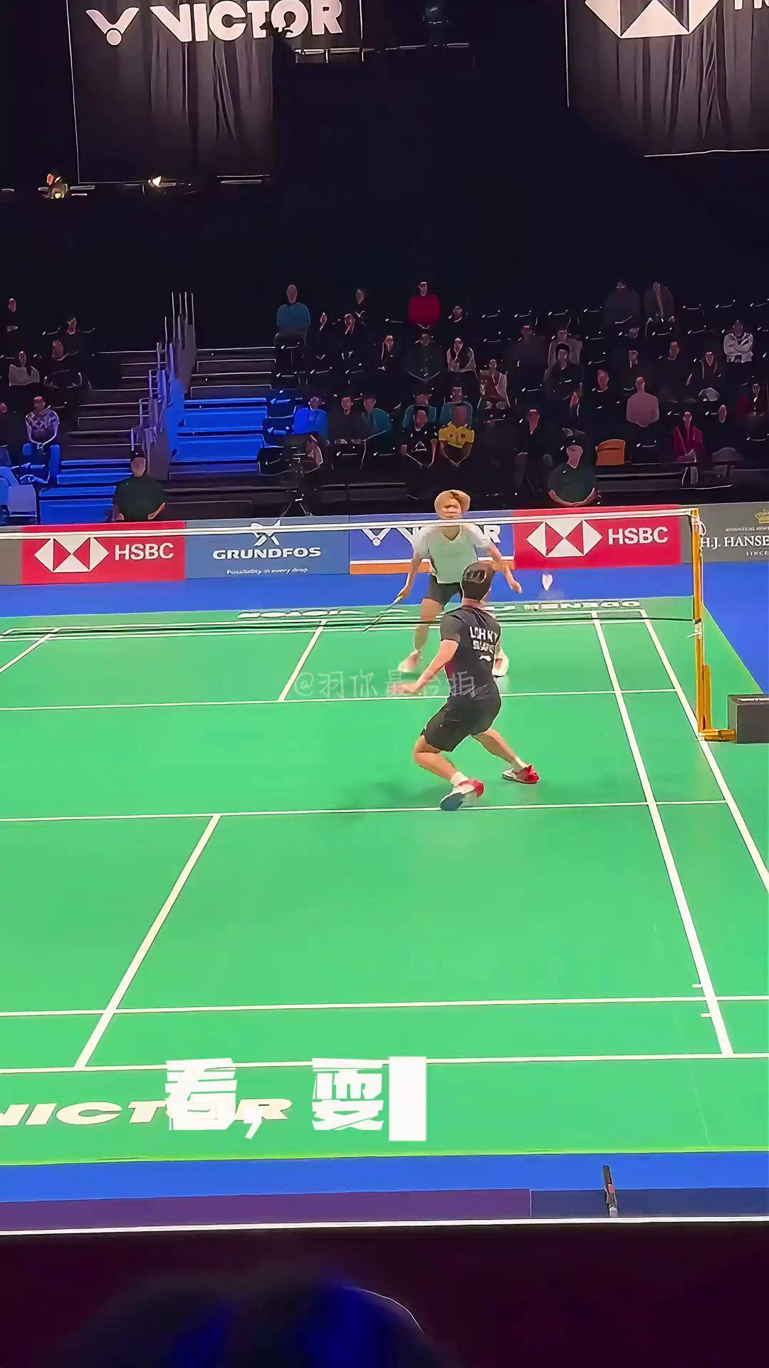 开云体育入口-关于羽毛球决赛震撼开打，巅峰对决引爆全场的信息