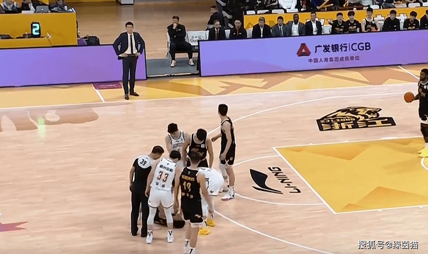 开云平台-北京队逆转雷霆，孙铭徽带队取胜