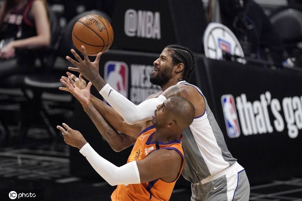 辽宁队险胜快船,保罗扛起全队 辽宁队险胜快船,保罗扛起全队