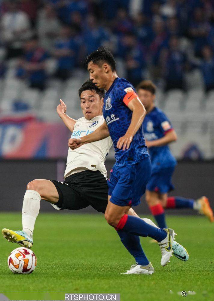开云-大连一方主场不敌上海申花，遭遇主场失利