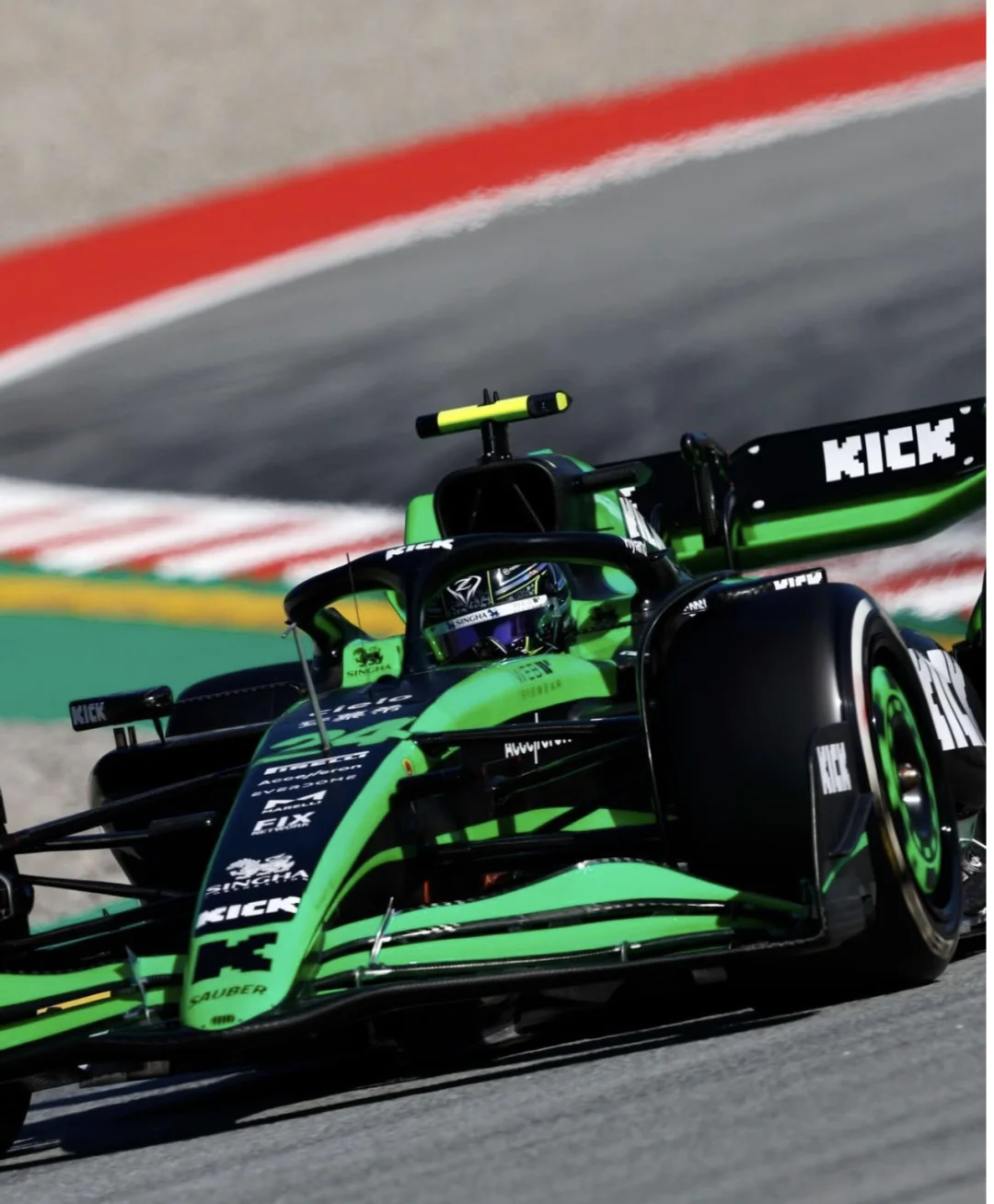 哈斯车队绝杀红牛二队，周冠宇统治全场