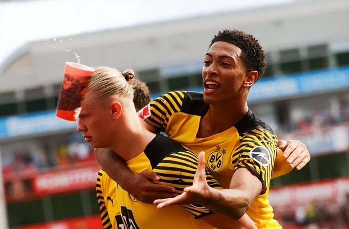 开云下载-巴西横扫挪威，贝林厄姆扛起全队