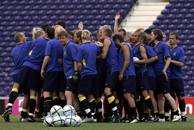 开云官网-瑞典队险胜法国队，林高远带队取胜