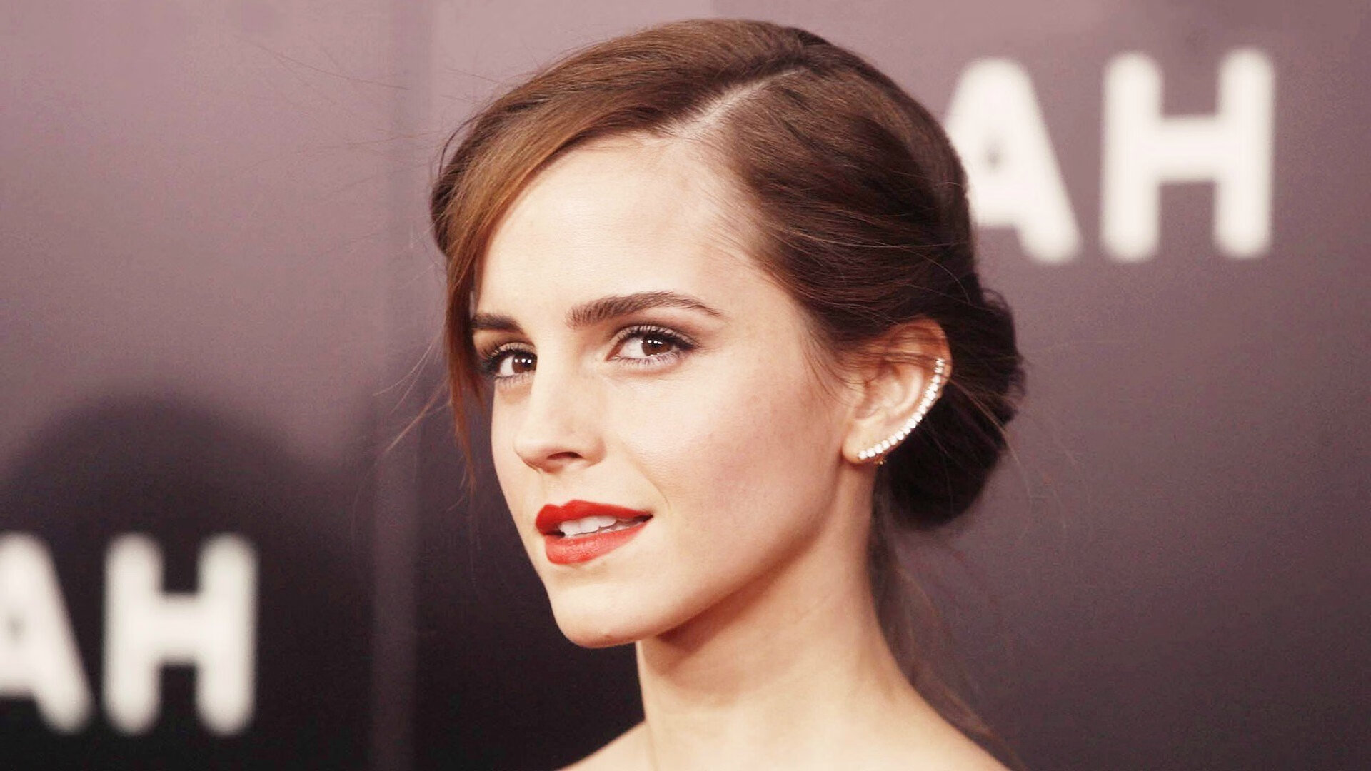 单核闪光与团队洪流,拉文的孤胆与马刺铁幕下的深圳困局