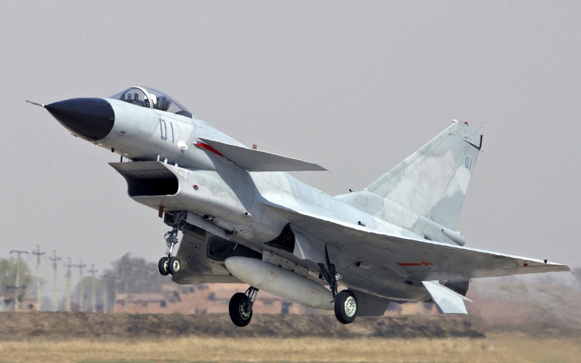 冰与火的对立美学，新疆封锁与文班里程碑的同一夜