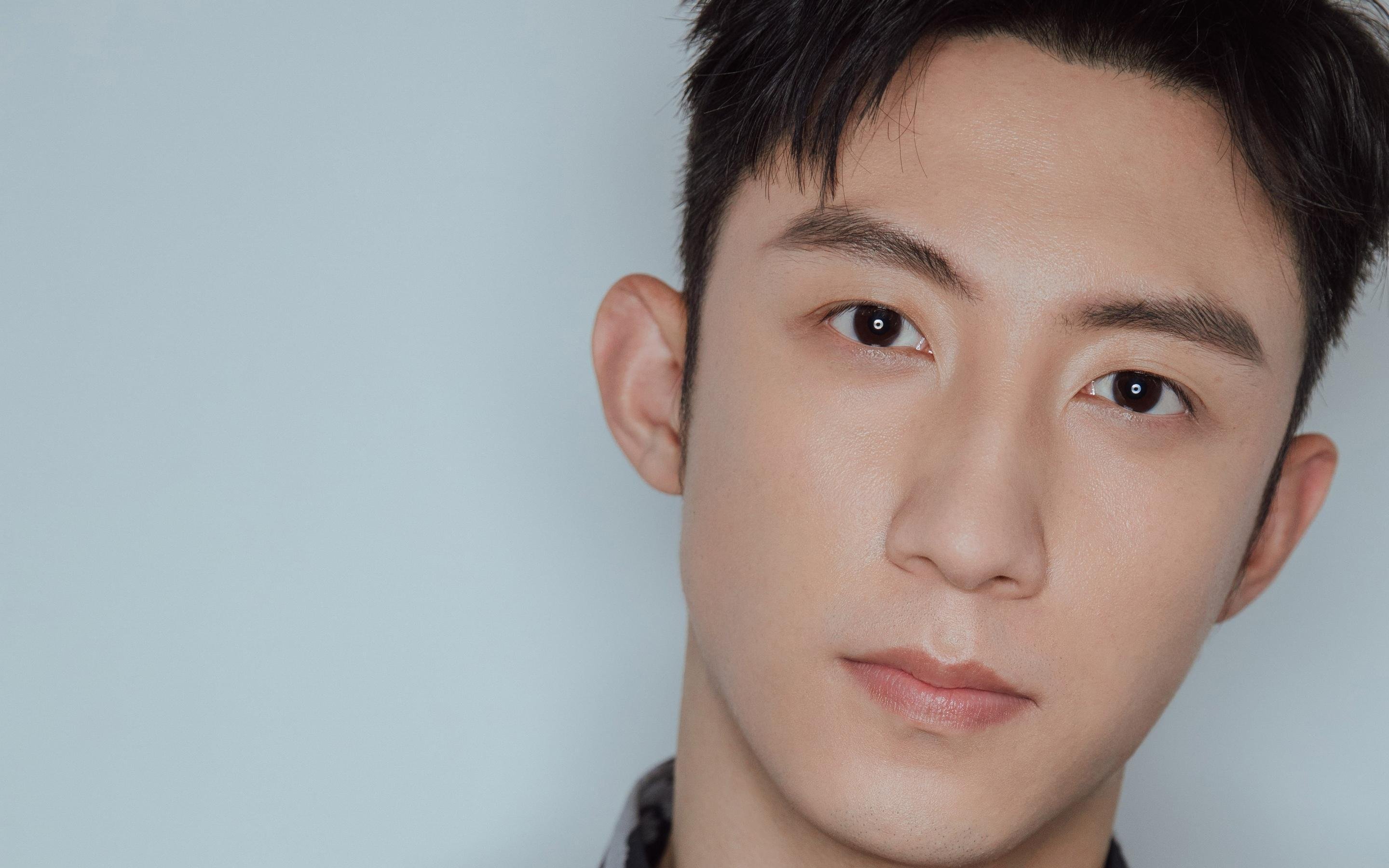 孤勇者的加时赛，当奥亚尔萨瓦尔以沉默击碎里昂的喧嚣