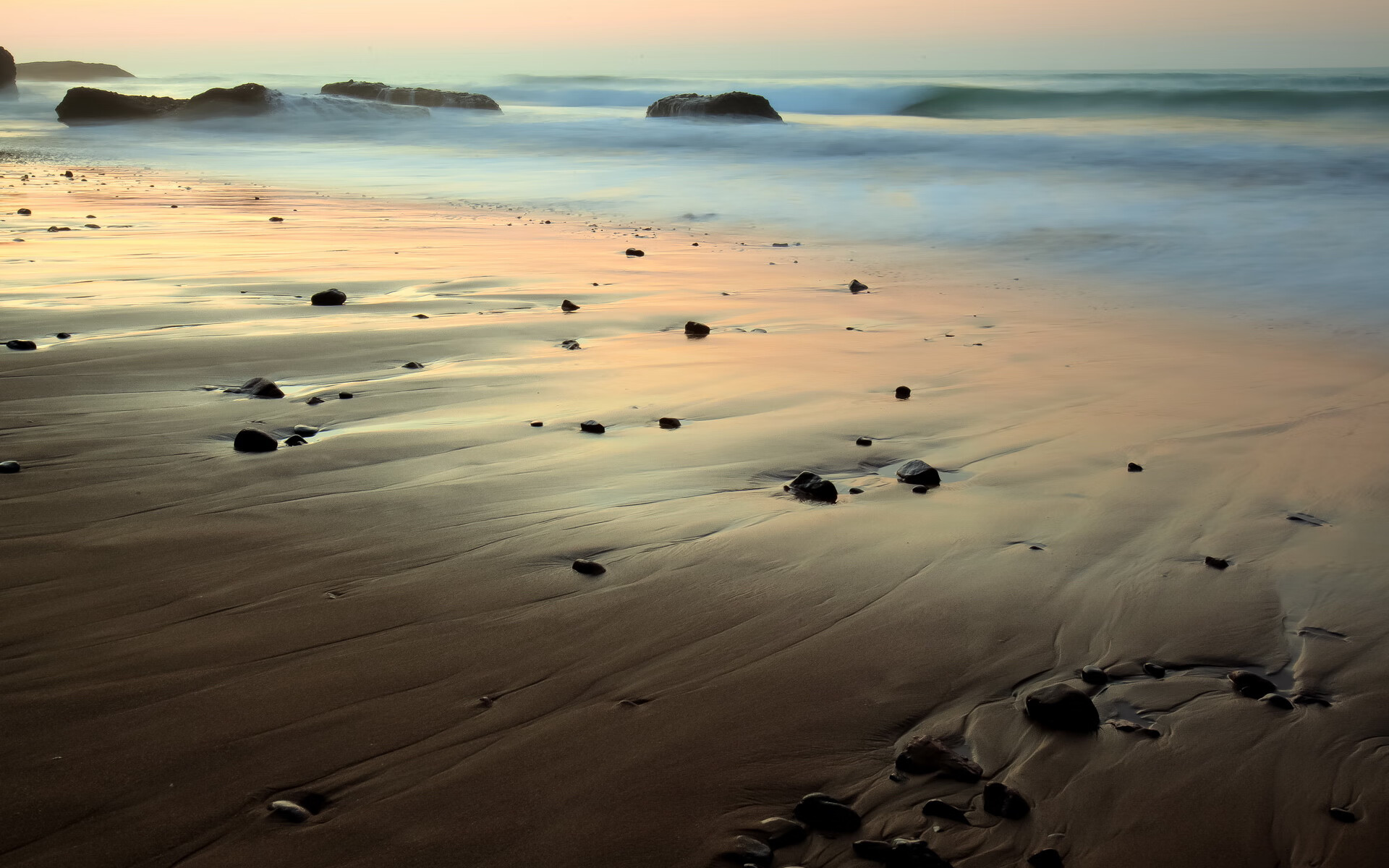 天使跨越山海，迪马利亚一传一射，助墨西哥雄鹰友谊赛横扫尼斯